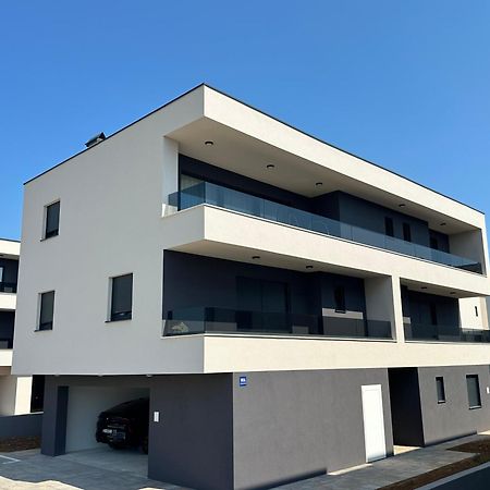 Apartments Harmony Hills Pula Exteriör bild