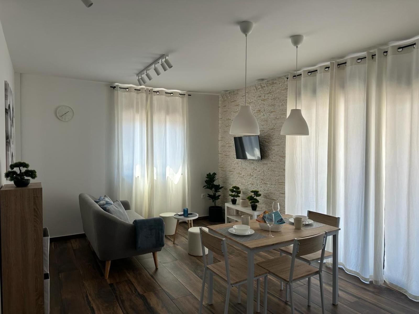 Apartments Harmony Hills Pula Exteriör bild