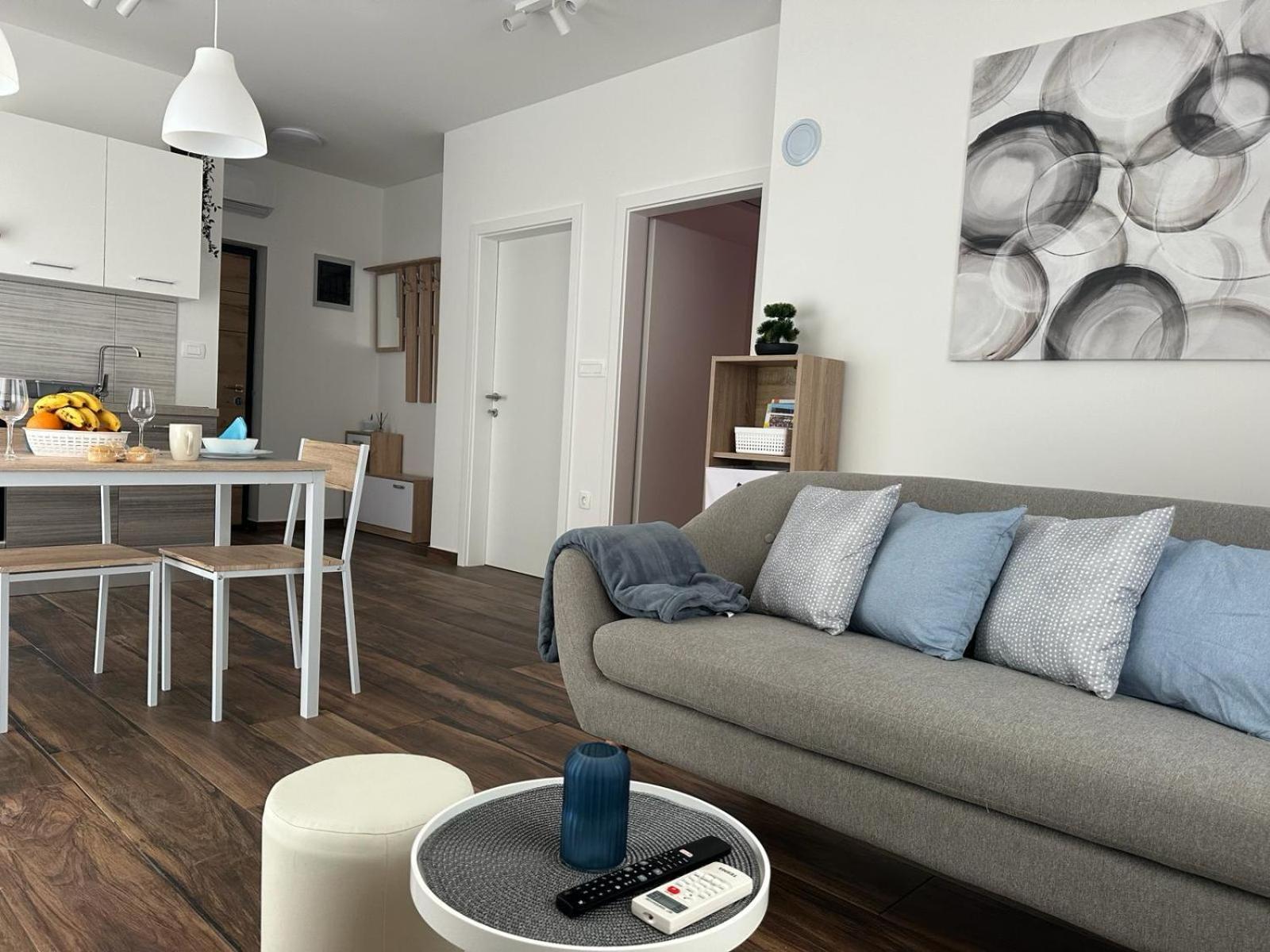 Apartments Harmony Hills Pula Exteriör bild